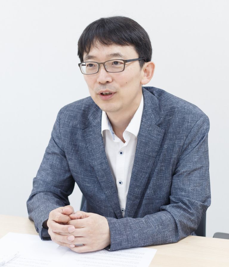 존댓말을 사용한다고 했을 때 극존칭을 떠올리는데, 그런 존댓말을 쓰는 게 아니라고 이인석 부장판사는 말했다. /서초=박선우 기자