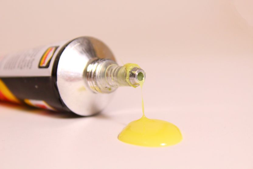 홧김에 '주차금지' 경고문 본드로 붙였다가는, 유리창 값 모두 물어야 할 수 있습니다 기사 관련이미지