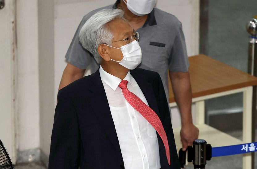 1심 무죄 뒤집혔다⋯"문재인은 공산주의자" 발언 고영주, 2심에서 유죄 기사 관련이미지